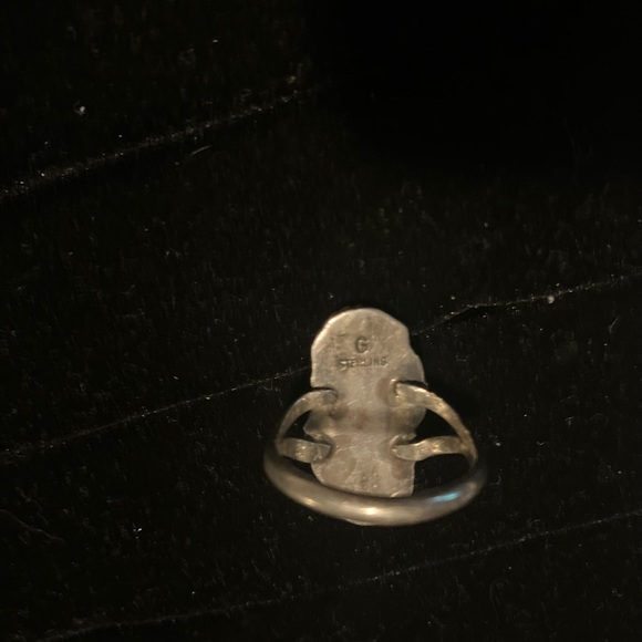 Antique authentic opal and sterling silver ring. Size 6.75 GUC - Picture 2 of 3